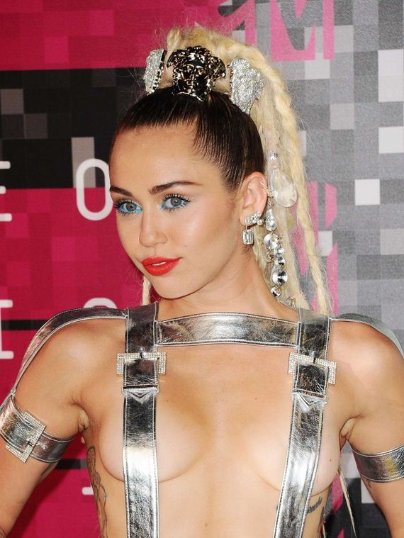 Miley-Cyrus -2015-MTV
